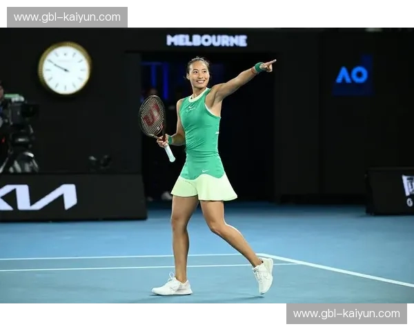 网球资讯：赛场内外的热度与魅力